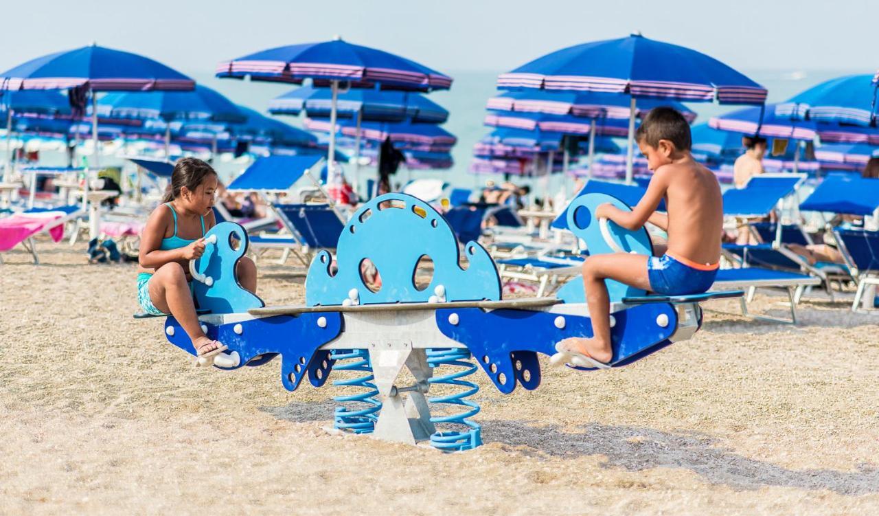 فندق Conero Azzurro نومانا المظهر الخارجي الصورة